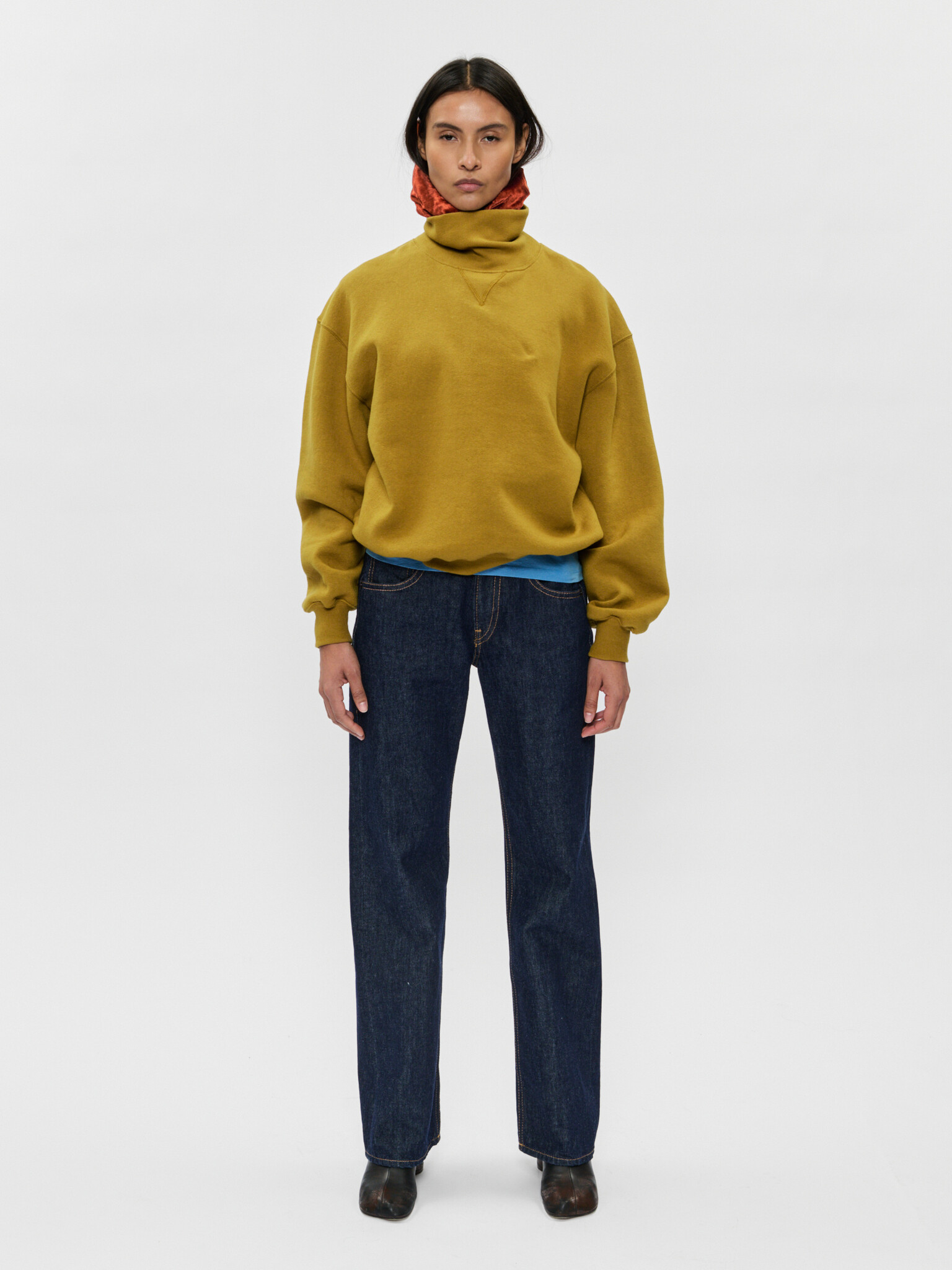 6397 - Turtle neck deb sweat shirt