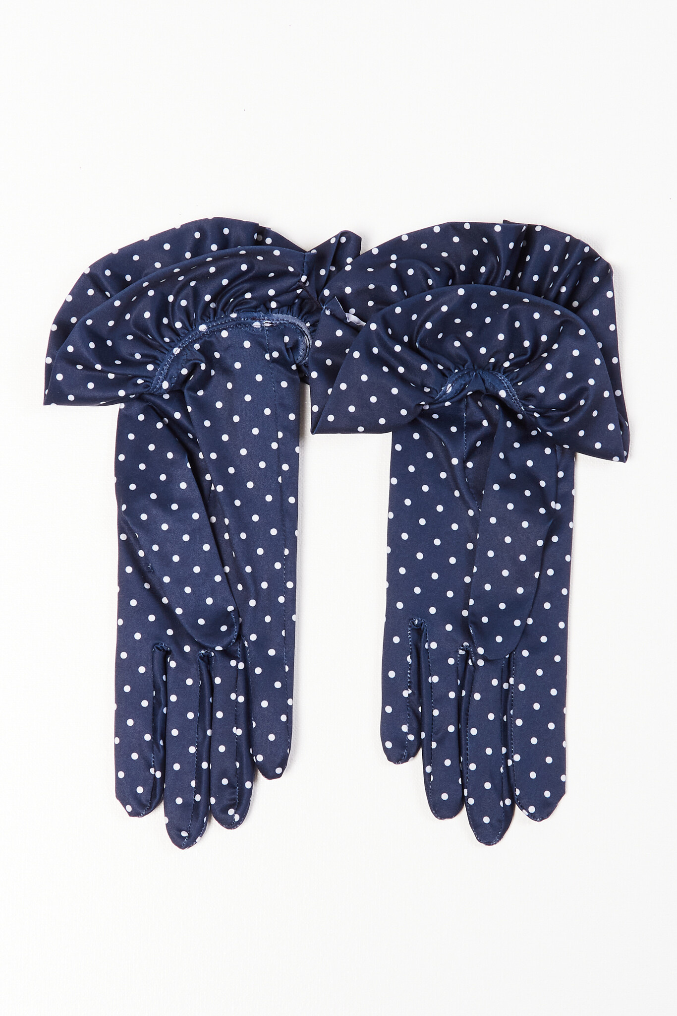 Francoise Agnelle gloves