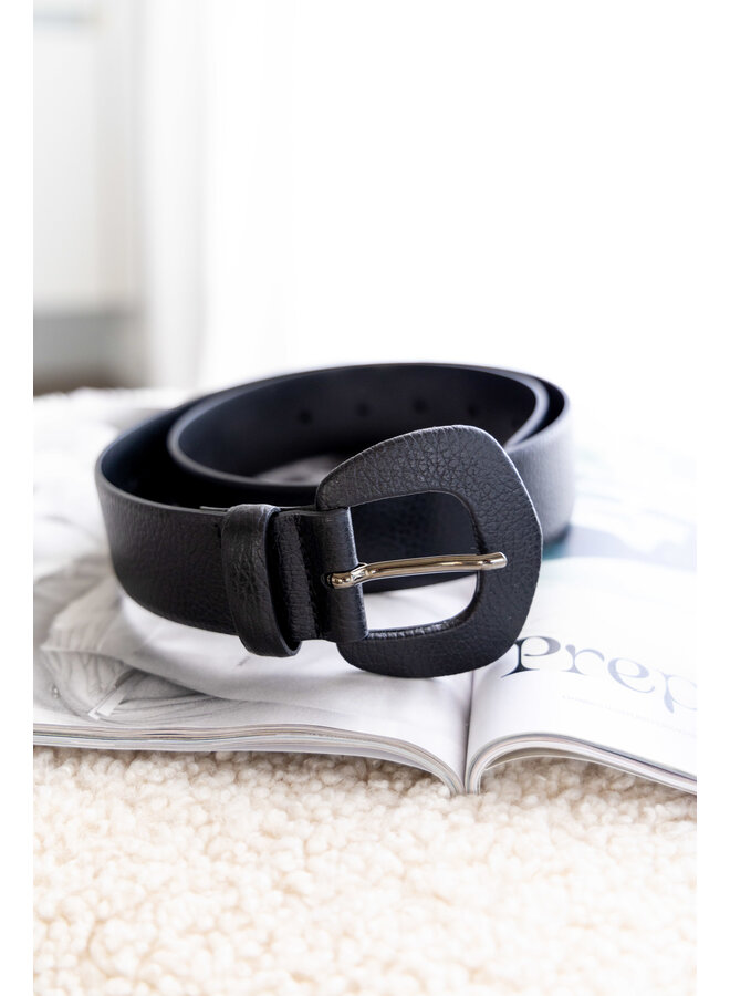 Leather belt black