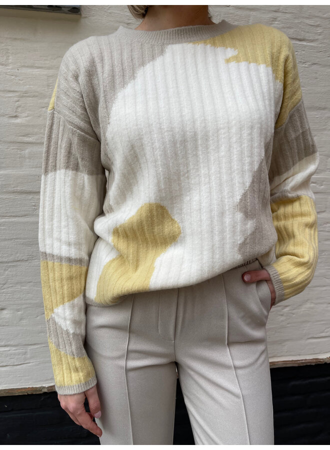 Sweater with jacquard yellow dessin