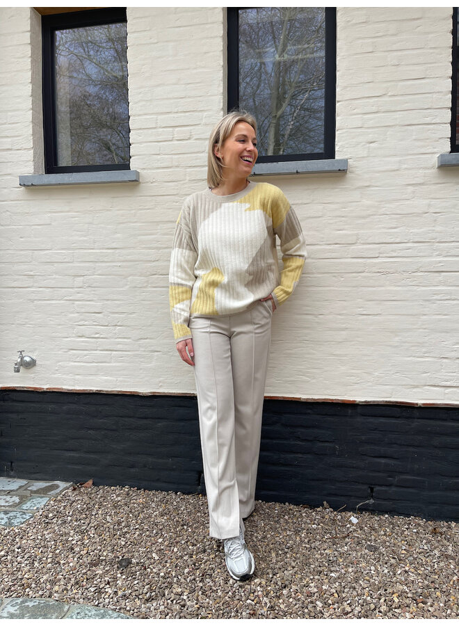 Sweater with jacquard yellow dessin