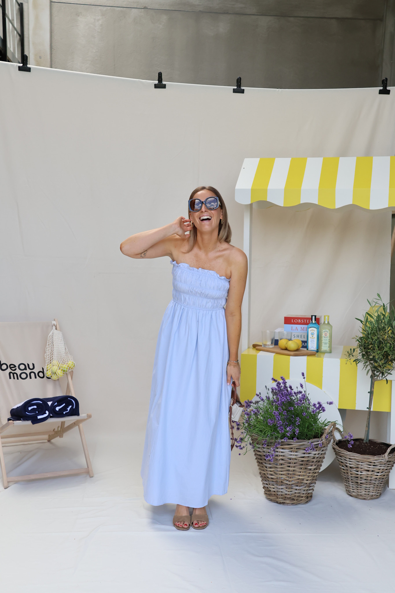 Strapless dress light blue Beau Monde