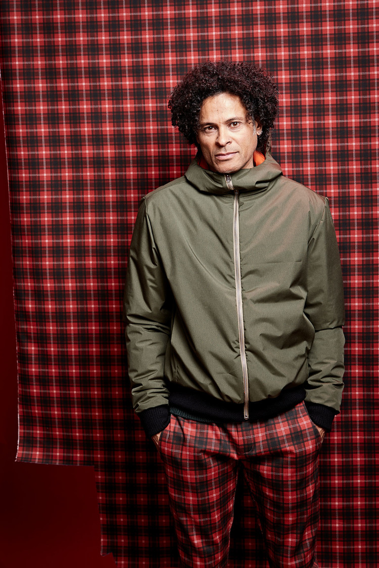 Reverse Light Weight Man