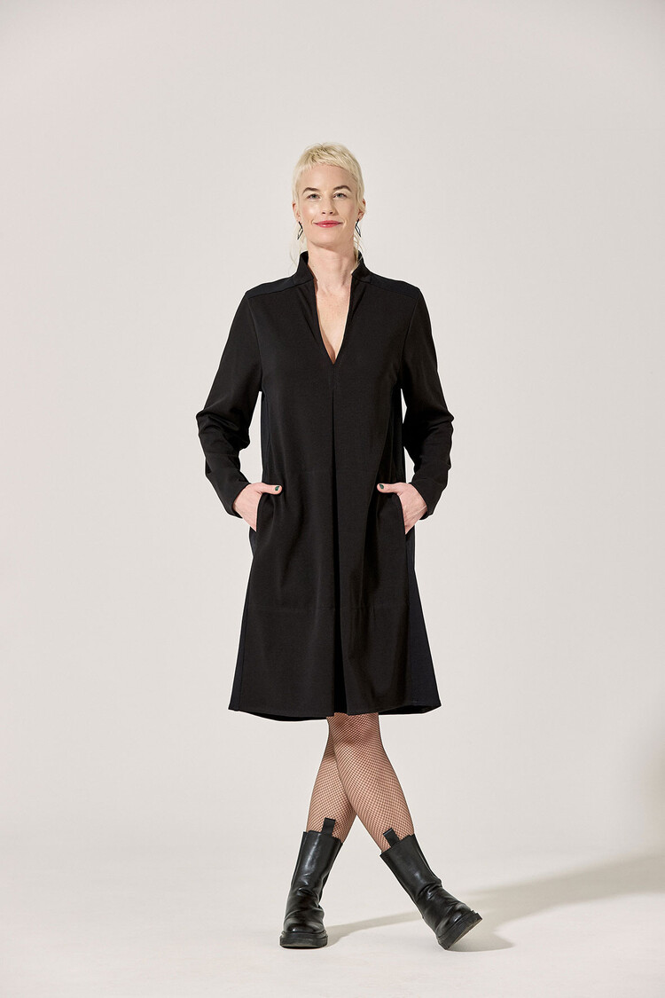 Str8 4ward Ursula Sirin