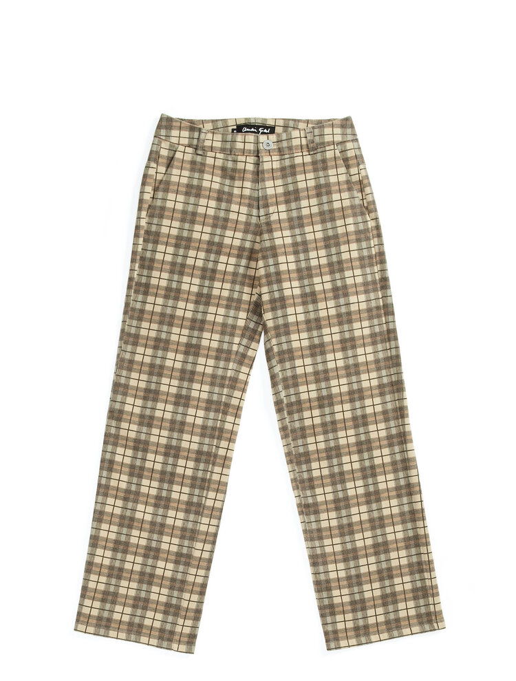 Str8 4ward Henri Square