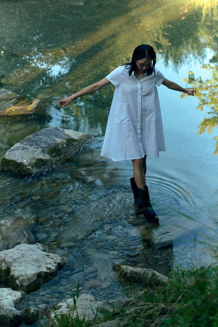 Rundum Quer O Line Kurzarmkleid