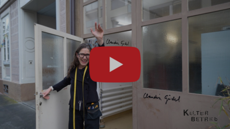 Lisa Böffgen besucht Claudia Güdel in ihrem Atelier