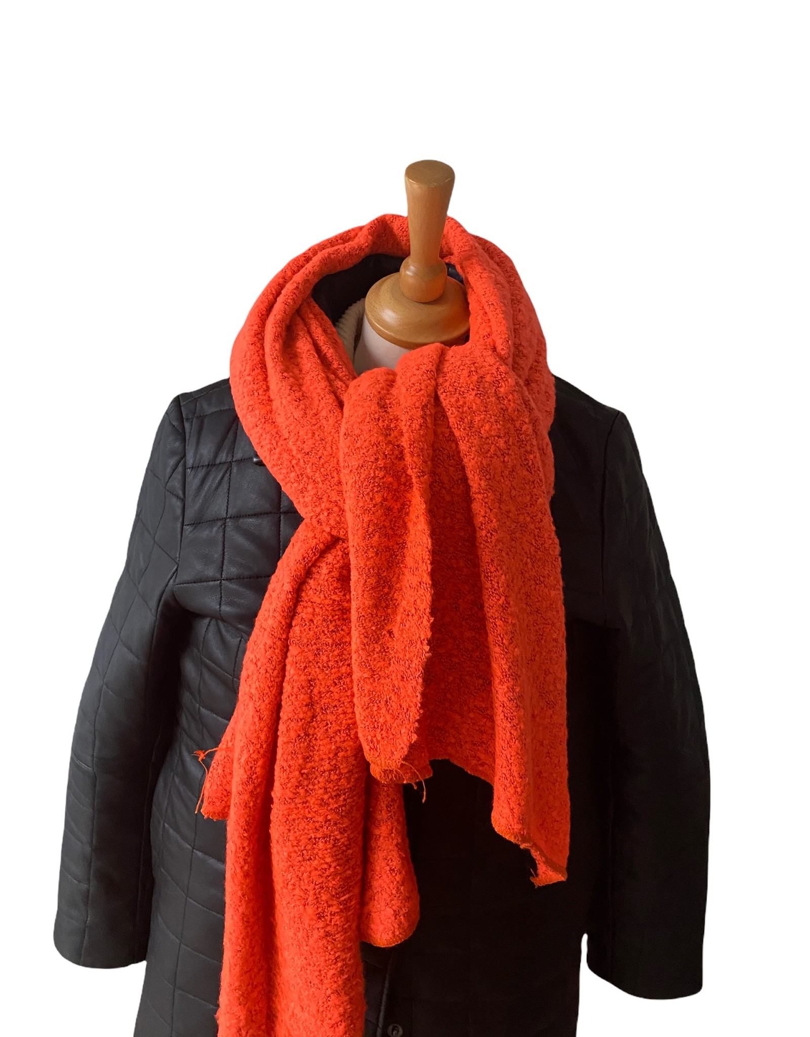 Fluo orange scarf, stretch knitten
