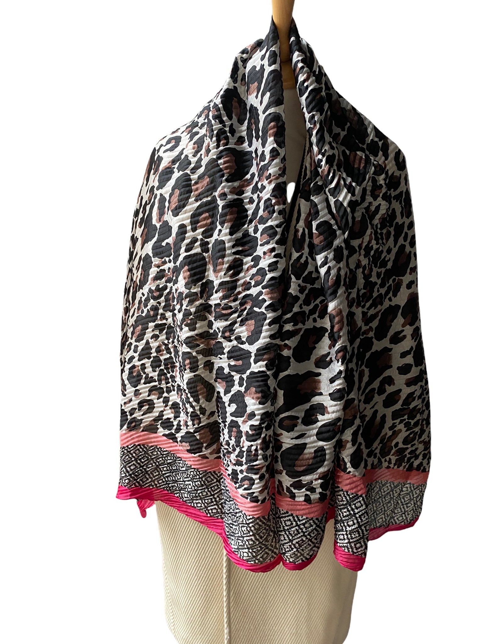 Plissé satin scarf long model, black/white with pink