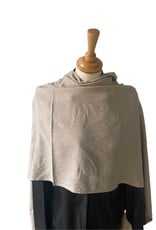 Cashmere scarf with tone on tone print.