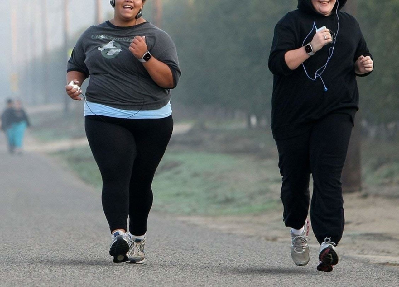 Strap-it® Strap-it Fitbit Versa silicone band (grijs)