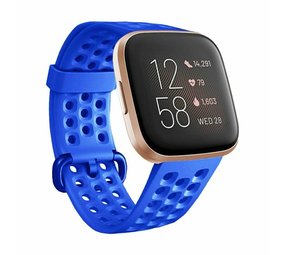 Strap-it® Fitbit Versa siliconen bandje met gaatjes (blauw)