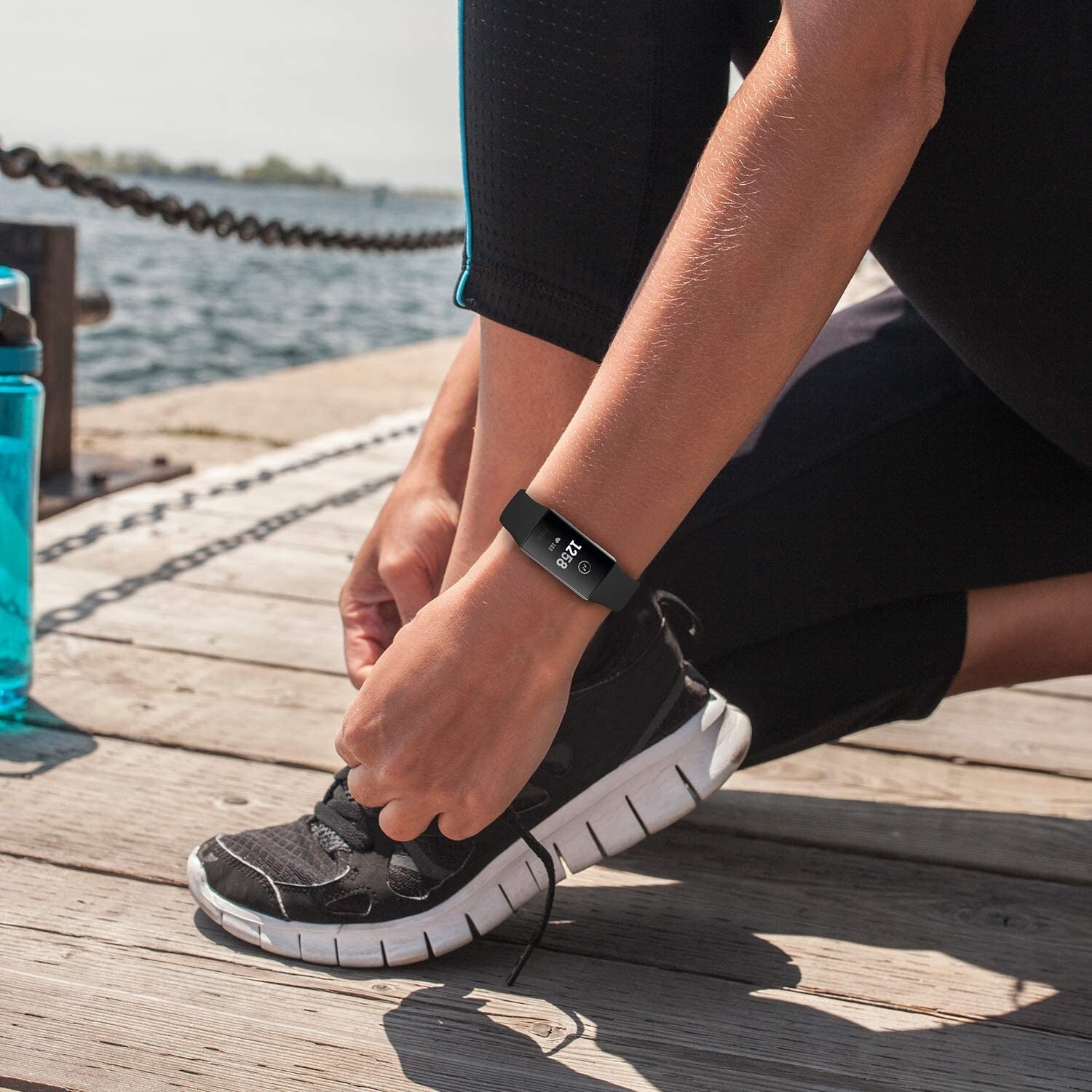 Strap it Strap it Fitbit Charge 4 sportband zwart