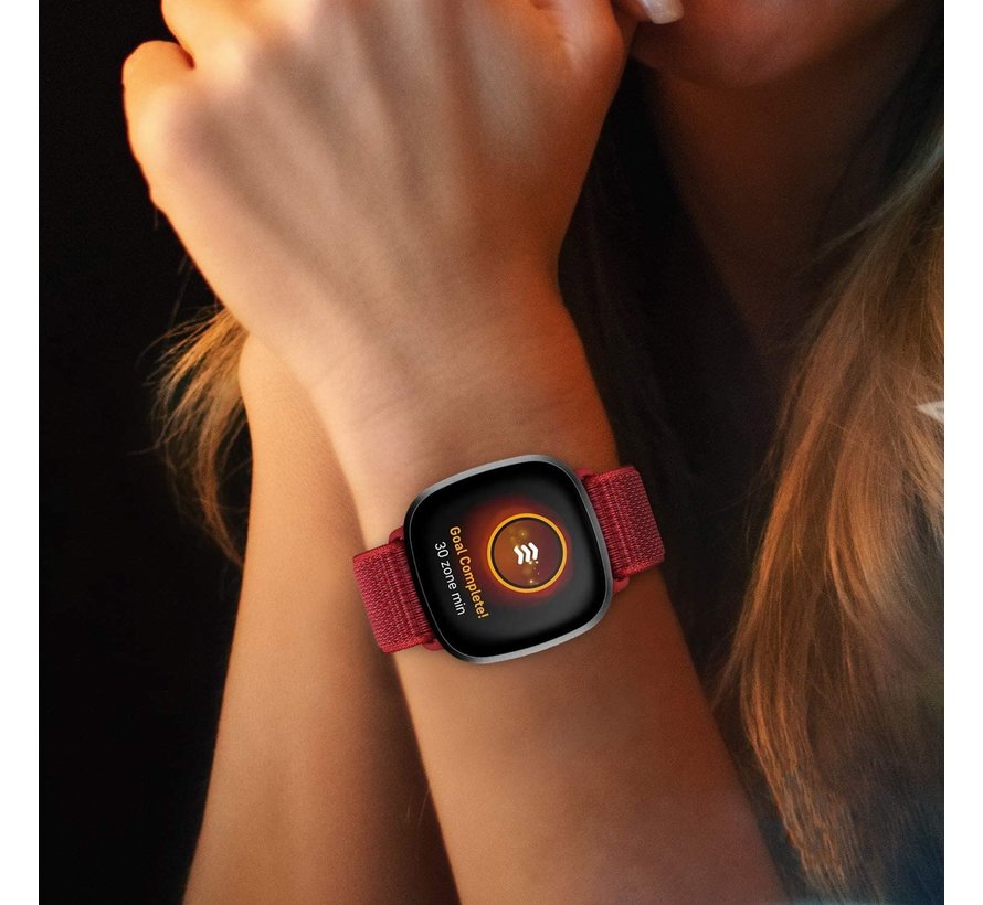 Strap-it Fitbit Versa 3 nylon bandje (rood)