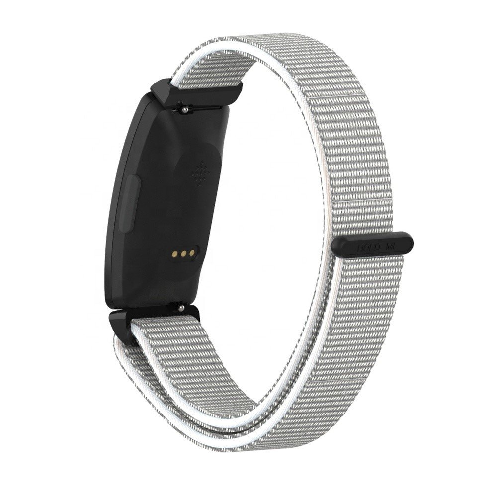 Strap-it® Strap-it Fitbit Inspire nylon bandje (zeeschelp)