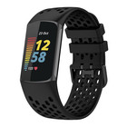Strap-it® Strap-it Fitbit Charge 5 siliconen bandje met gaatjes (zwart)