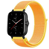 Strap-it® Amazfit GTS 2 nylon bandje (lichtgeel)