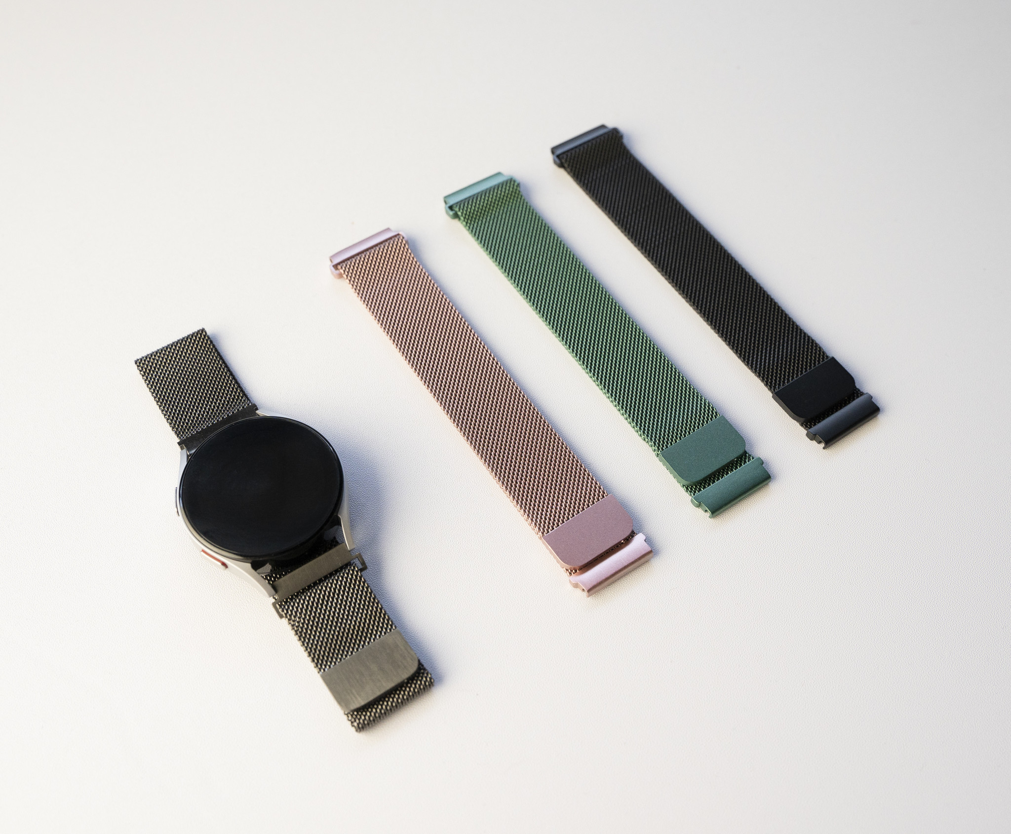 Various strap colours for Galaxy Watch 5
