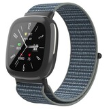 Strap-it® Fitbit Versa 4 nylon bandje (grijs-groen)