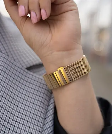 Strap-it® Strap-it Apple Watch Ultra stalen Milanese band (goud)