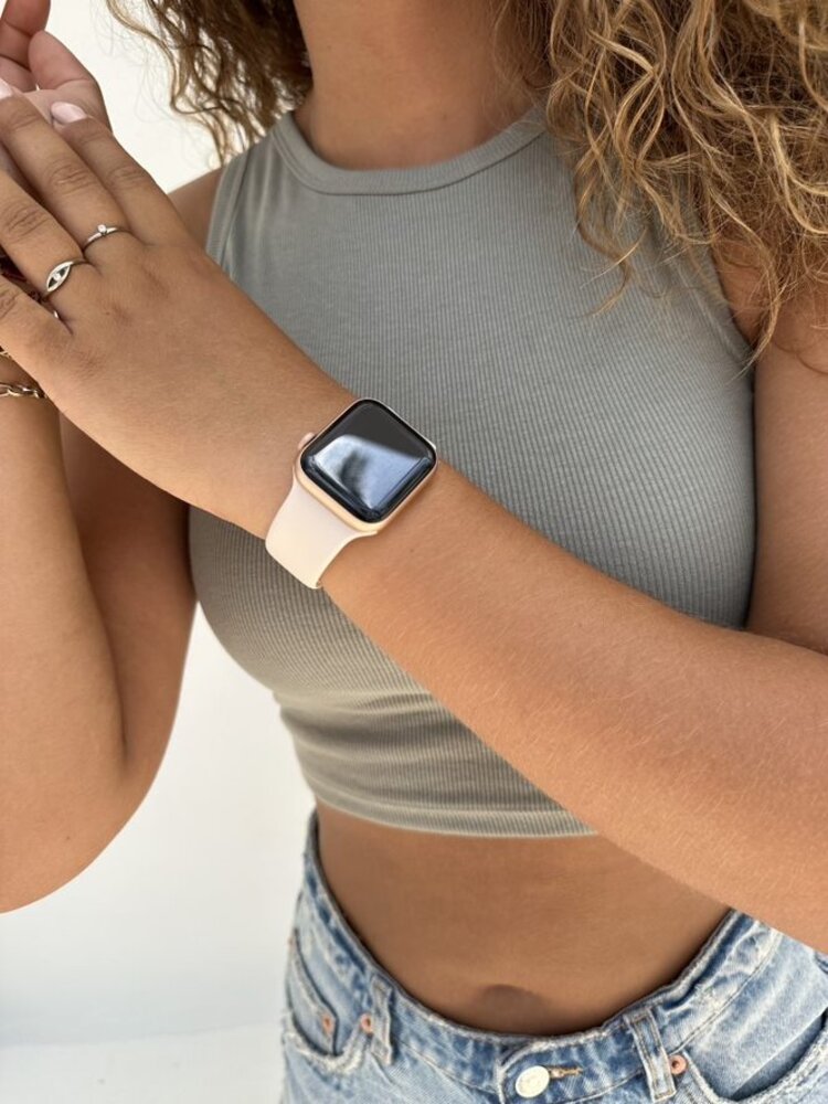 xoxo Wildhearts xoxo Wildhearts Apple Watch siliconen bandje (beige)