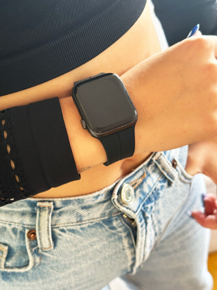 Strap-it® Strap-it Apple Watch magnetisch D-Buckle bandje (zwart) Strap-it® Strap-it Apple Watch magnetisch D-Buckle bandje (zwart)