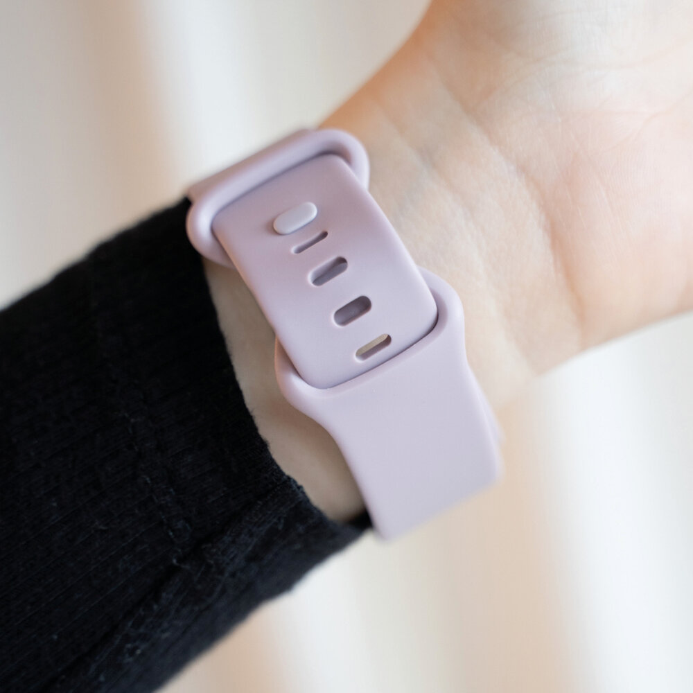 Strap-it® Strap-it Fitbit Charge 6 siliconen bandje (lavendel)