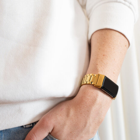 Strap-it® Strap-it Fitbit Charge 6 stalen band (goud)