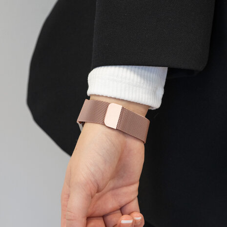 Bandz Bandz Samsung Galaxy Watch 4 - 44mm Milanese loop band (roze)