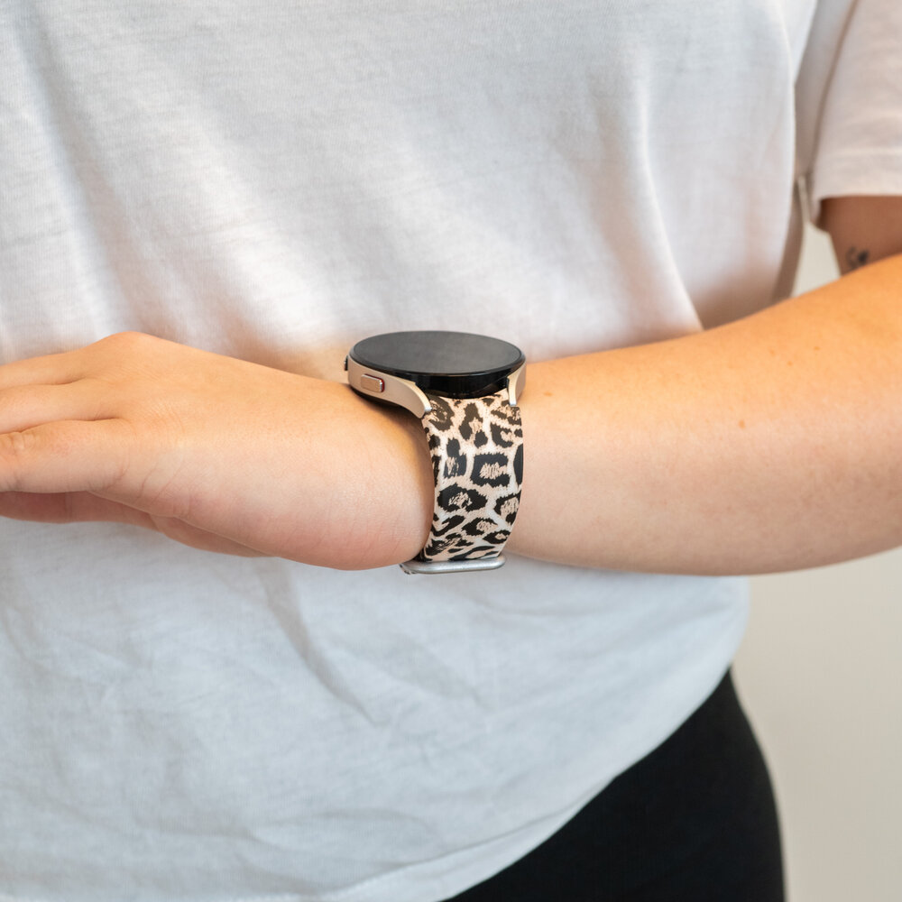 Bandz Bandz Samsung Galaxy Watch 6 - 44mm siliconen band 'Leopard'