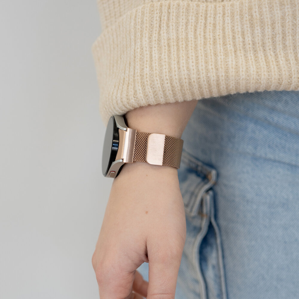 Strap-it® Strap-it Samsung Galaxy Watch 6 Classic 43mm 'One push' Milanese band (rosé goud)