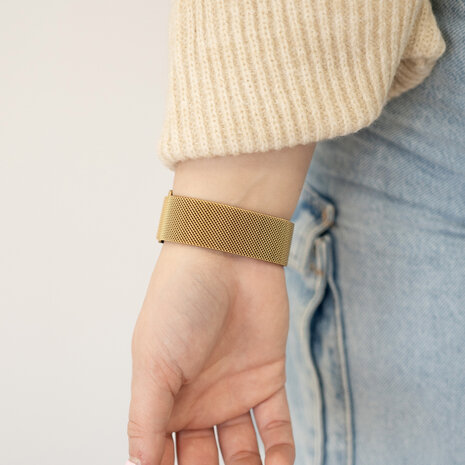 Strap-it® Strap-it Samsung Galaxy Watch 5 Pro 'One push' Milanese band (goud)