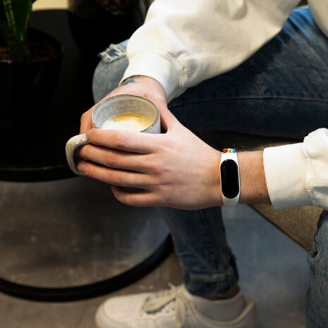 Strap-it® Strap-it Xiaomi Mi Band 7 gevlochten bandje (regenboog) Strap-it® Strap-it Xiaomi Mi Band 7 gevlochten bandje (regenboog)