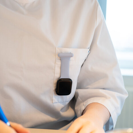 Strap-it® Strap-it Apple Watch verpleegkundige band (lichtblauw) Strap-it® Strap-it Apple Watch verpleegkundige band (lichtblauw)