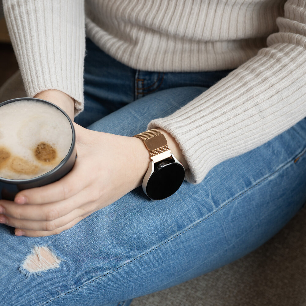 Strap-it® Strap-it Samsung Galaxy Watch 6 Classic 47mm Milanese band (rosé goud)