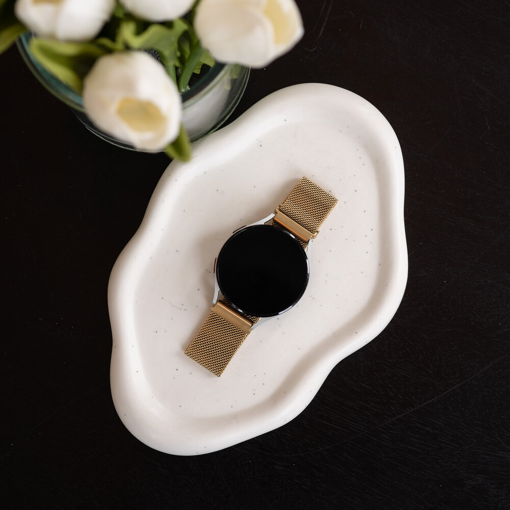 Strap-it® Strap-it Samsung Galaxy Watch 6 Classic 47mm Milanese band (goud) Strap-it® Strap-it Samsung Galaxy Watch 6 Classic 47mm Milanese band (goud)