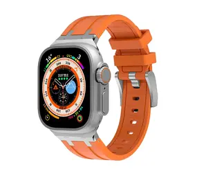 Strap-it® Apple Watch luxe liquid silicone band (oranje met zilver)