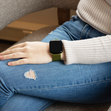 Strap-it® Strap-it Apple Watch Milanese  band (lichtgroen)