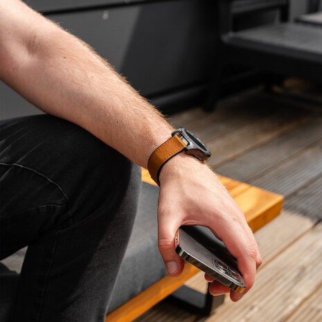 Strap-it® Strap-it Amazfit Balance leren bandje met D-buckle (donkerbruin)