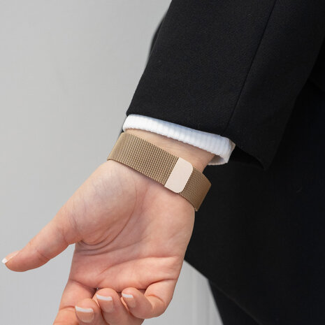 Bandz Bandz Samsung Galaxy Watch 7 - 40mm Milanese loop band (rosé goud) Bandz Bandz Samsung Galaxy Watch 7 - 40mm Milanese loop band (rosé goud)