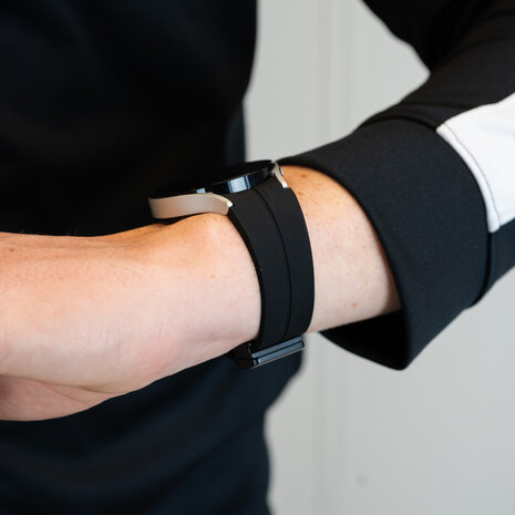 Bandz Bandz Samsung Galaxy Watch FE siliconen band met D-Buckle (zwart)