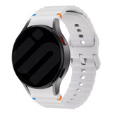 Strap-it® Samsung Galaxy Watch 6 Classic 47mm Wave bandje (lichtgrijs)
