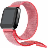 Strap-it® Fitbit Versa 2 nylon bandje (knalroze)
