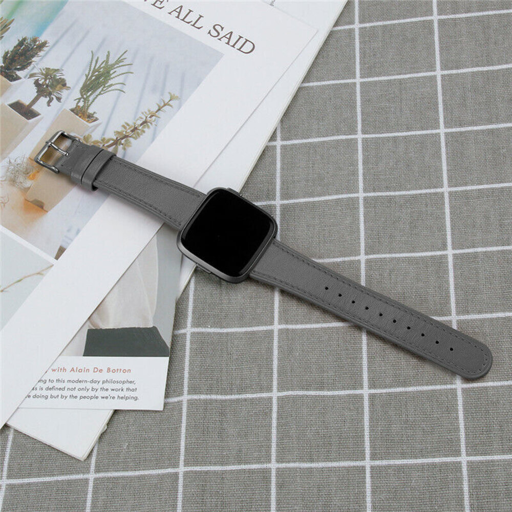 Strap-it® Strap-it Fitbit Versa 2 leren bandje (grijs) Strap-it® Strap-it Fitbit Versa 2 leren bandje (grijs)