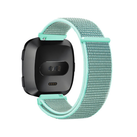 Strap-it® Strap-it Fitbit Versa 2 nylon bandje (mint groen)