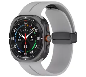 Strap-it® Samsung Galaxy Watch Ultra sport band met D-buckle (grijs) Strap-it® Samsung Galaxy Watch Ultra sport band met D-buckle (grijs)