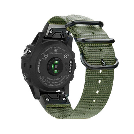 Strap-it® Strap-it Garmin Quatix 3 / 6x / 7x Solar nylon gesp band (groen) Strap-it® Strap-it Garmin Quatix 3 / 6x / 7x Solar nylon gesp band (groen)