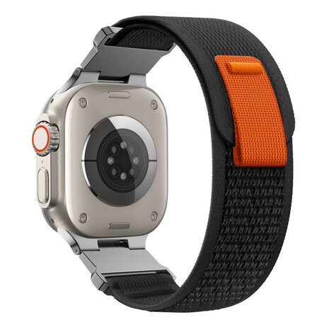 Bandz Bandz Apple Watch Trail loop band 'Mecha' (zwart)