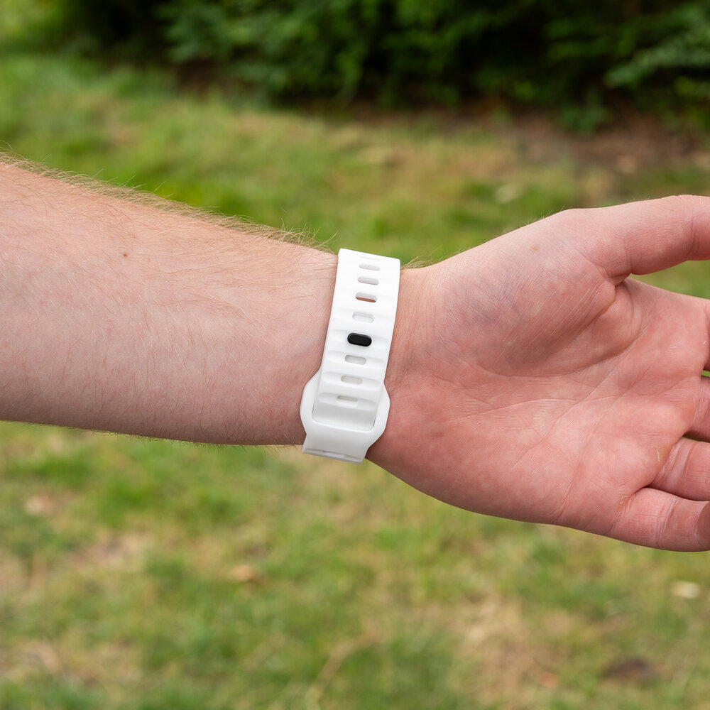 Strap-it® Strap-it Amazfit Active outdoor siliconen bandje (wit)