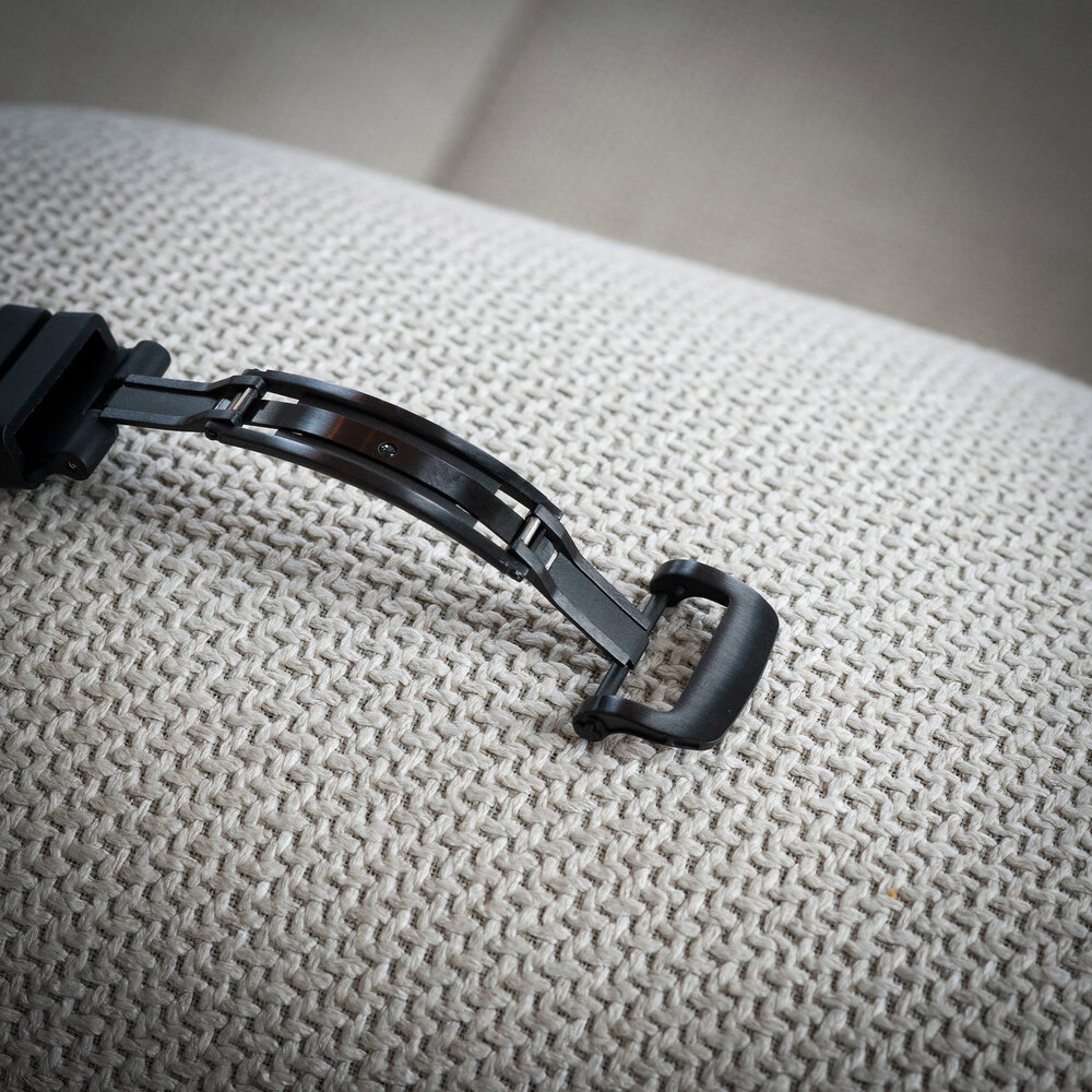 Bandz Bandz Apple Watch siliconen band 'Luxe Liquid' (zwart met zwart)